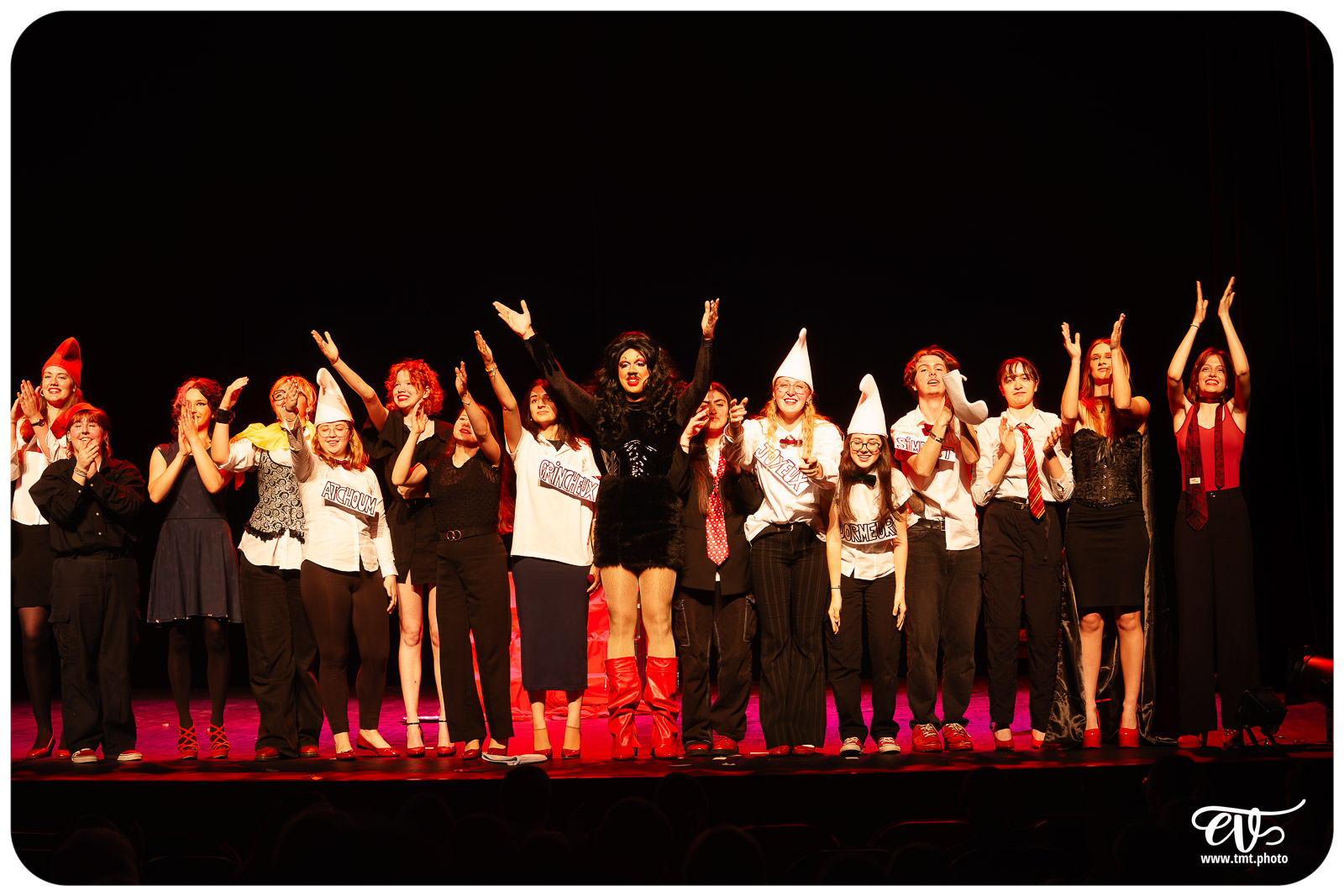 BLANCHE-NEIGE FOUTUE FORET